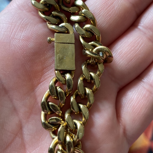 Vitaly imitation gold bracelet “not real gold” - Picture 4 of 4